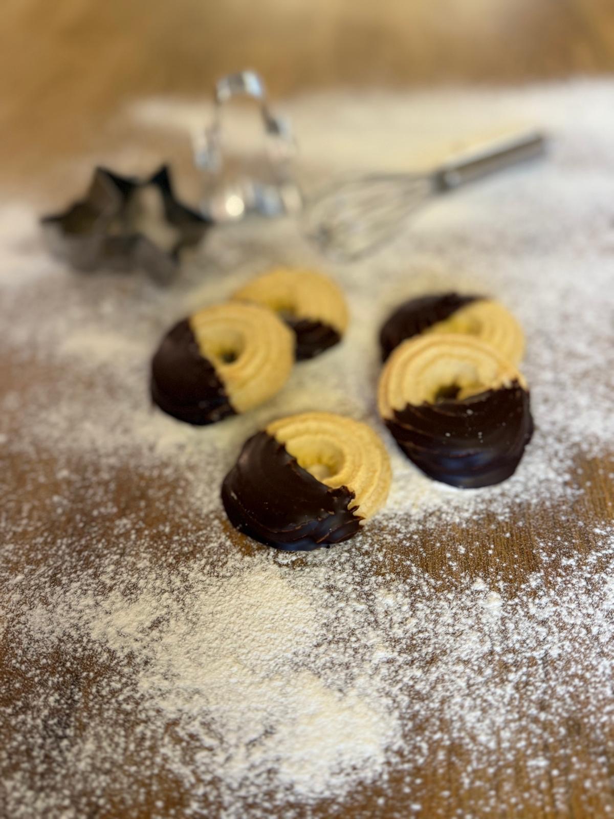 Butterkringel mit Kuvertüre – Bild 3